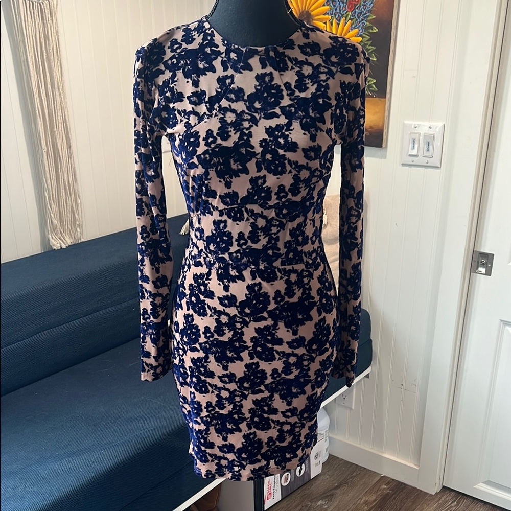 Elegant Blue Floral Dress